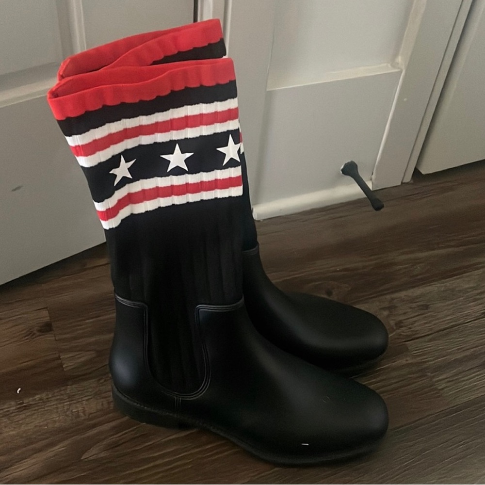 Authentic Givenchy Boots 39